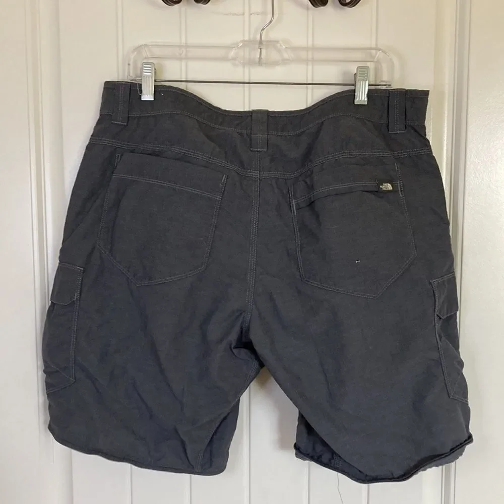 The North Face Shorts‎ Mens 36 Grey Nylon Blend Cargo Outdoors Hiking